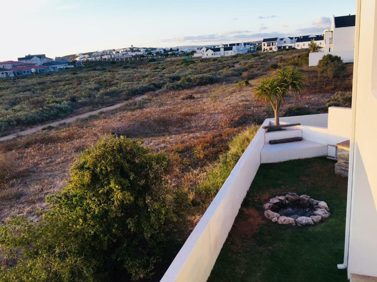 Perfect 10 - 10 To 13 Sleeper Luxury Holiday Home Breakage Deposit Of R2500 Per Weekend Lease Langebaan Εξωτερικό φωτογραφία